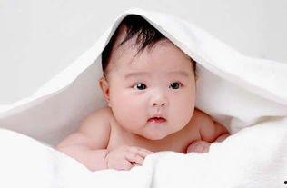 小孩吃瓜记录,小宝贝的甜蜜成长足迹